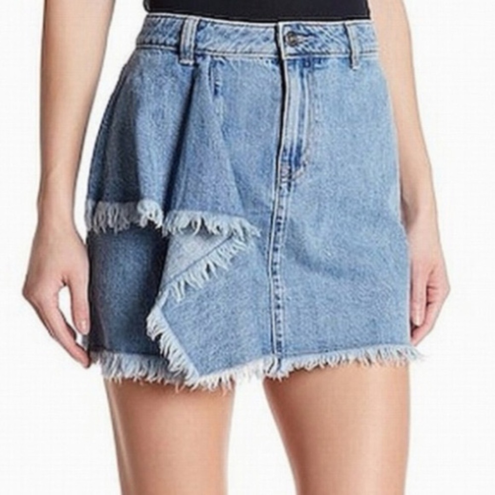 Meltose & Market Denim Frayed Hem Distressed Mini Skirt Size 24